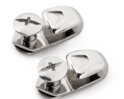 Shoe Attachment Kit enables use of your Infracare Pero BOA Foot Drop Brace for the 2nd pair of shoe. This 6-piece Kit Includes screws, attachment & hooks.